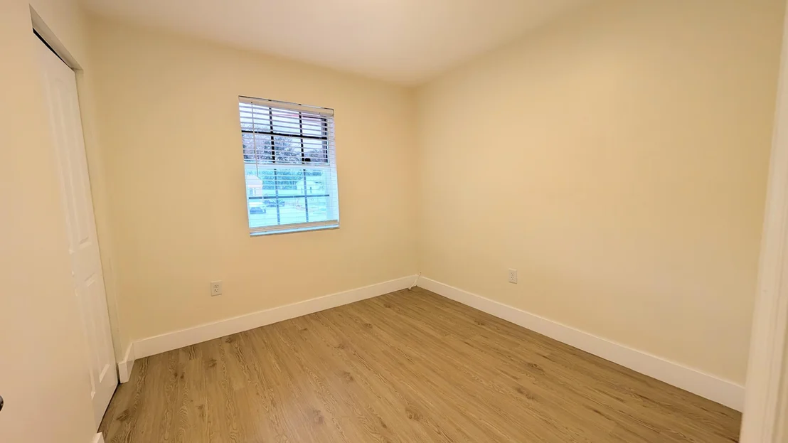 Photo of 541 N 68th Way