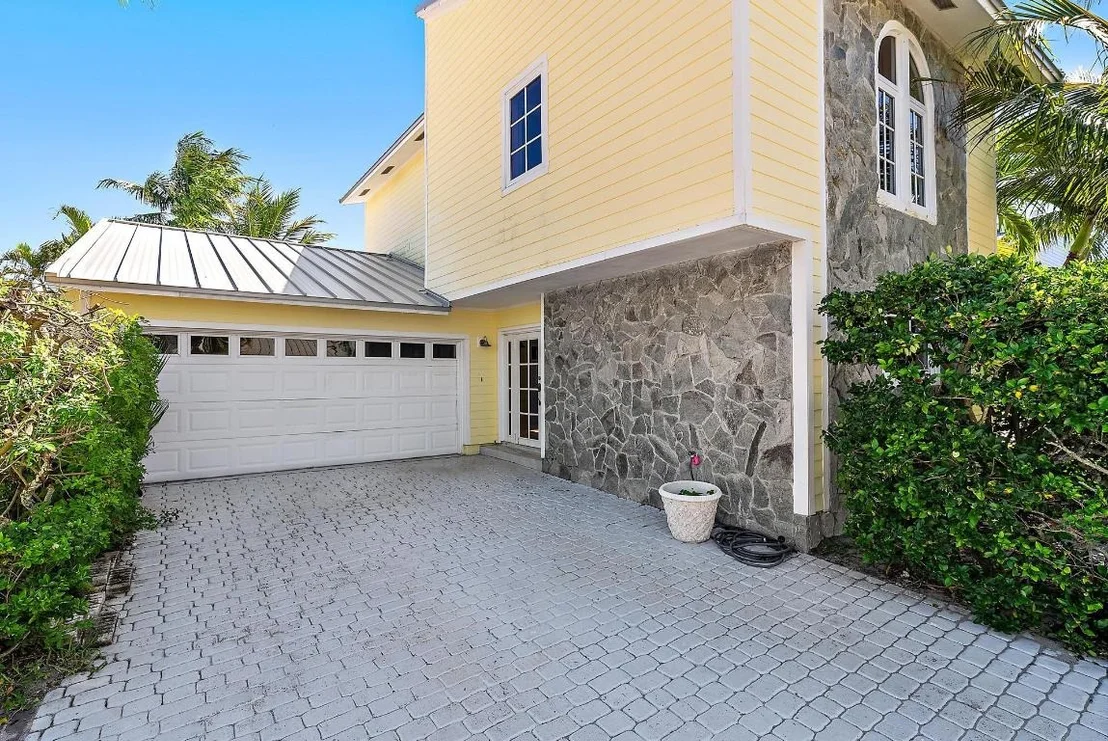 Photo of 301 Xanadu Place