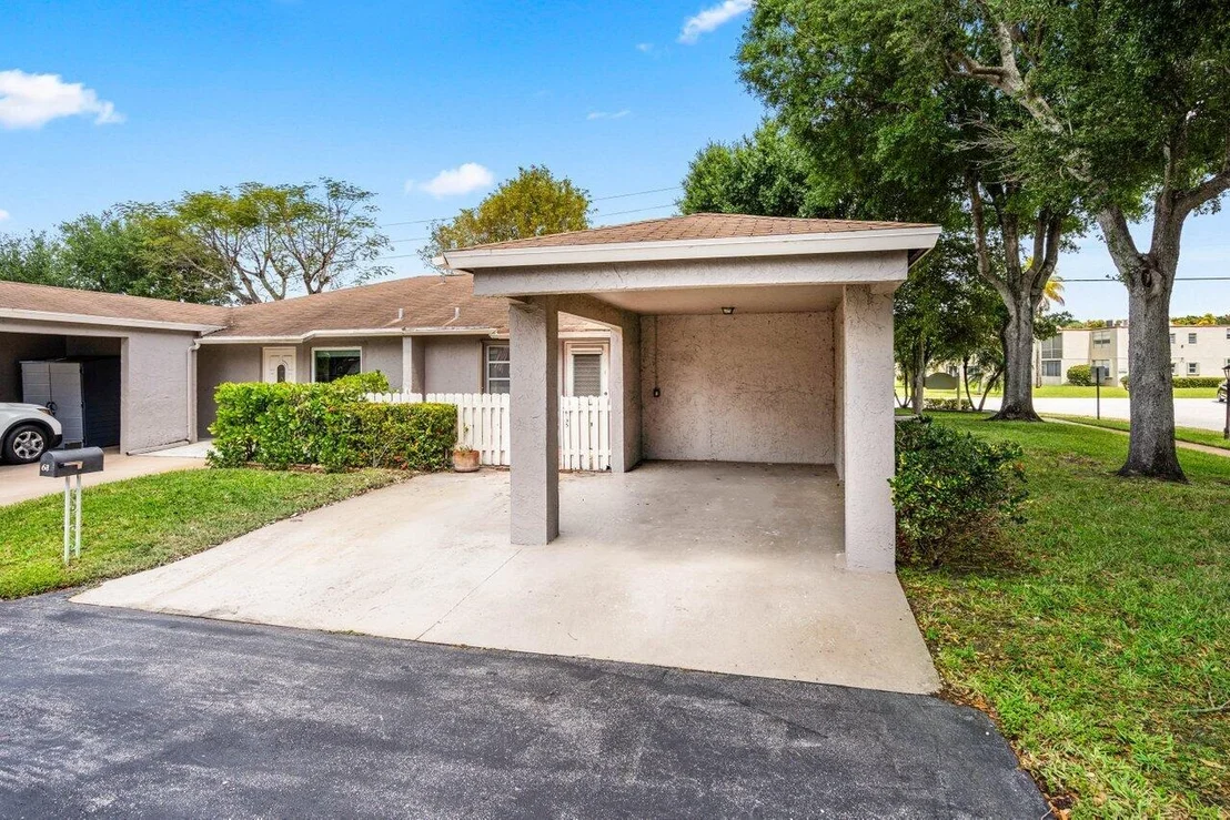 Photo of 6835 Moonlit Drive
