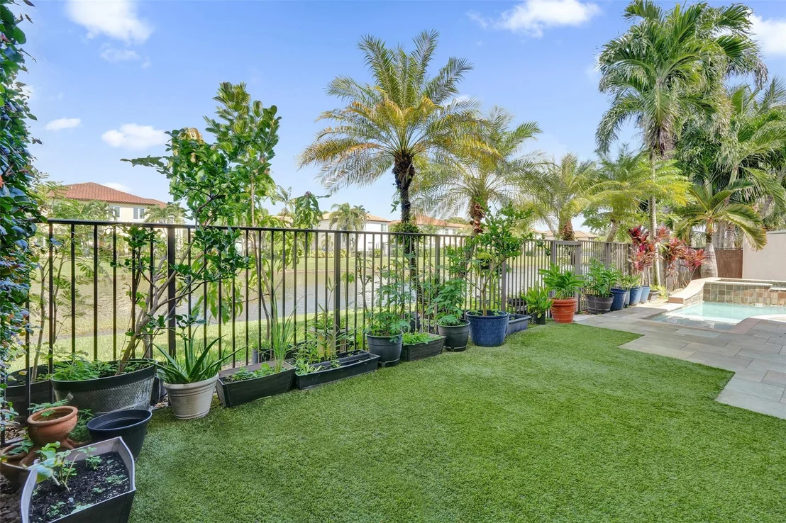 Photo of 4115 Artesa Drive