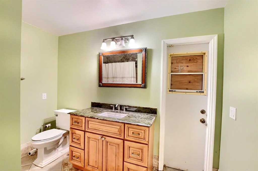 Photo of 110 W Rubber Tree Drive
