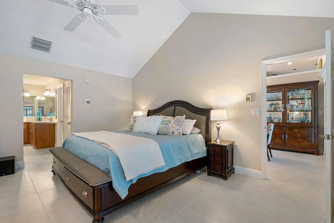 Photo of 772 Juniper Place