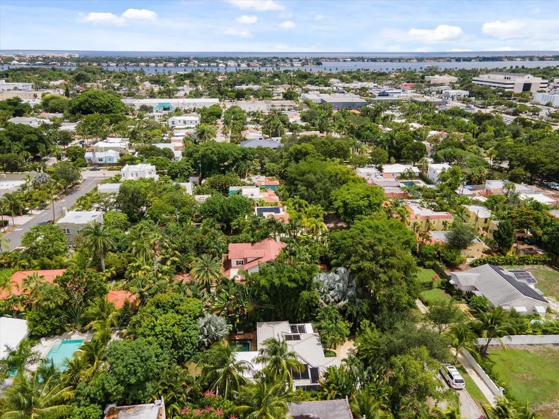 Photo of 733 Sunset Road