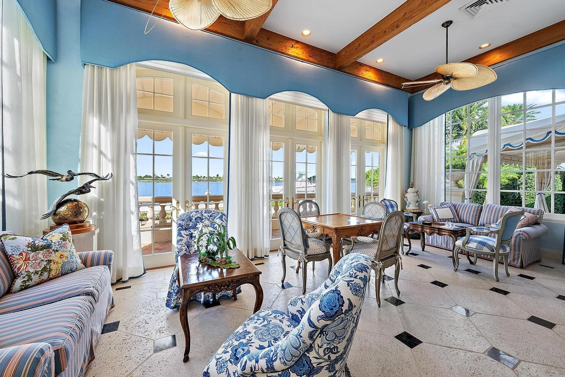 Photo of 751 Island Drive