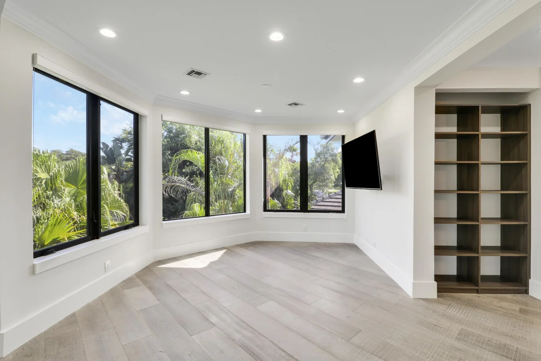 Photo of 18411 SE Lakeside Drive