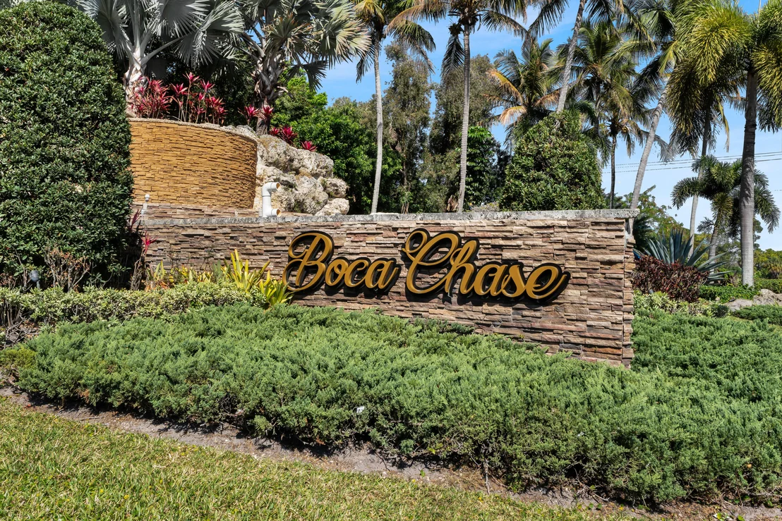 Photo of 10980 Lake Front Place