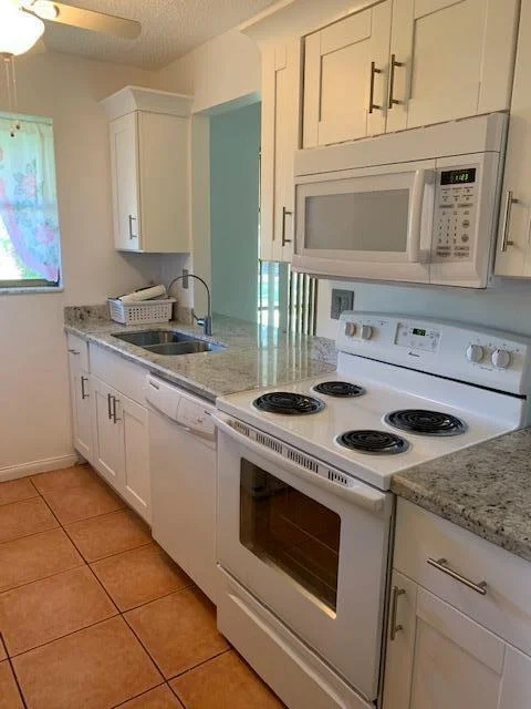 Photo of Unit B at 360 High Point Boulevard