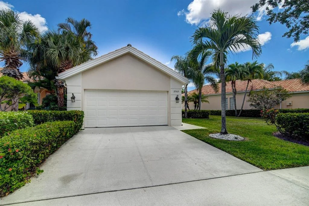 Photo of 2065 Valencia Drive