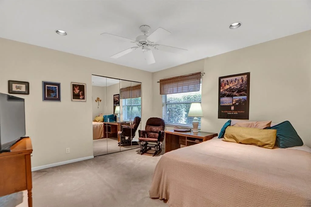 Photo of 10833 King Bay Drive