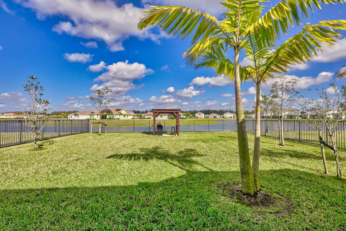 Photo of 15121 Goldfinch Circle