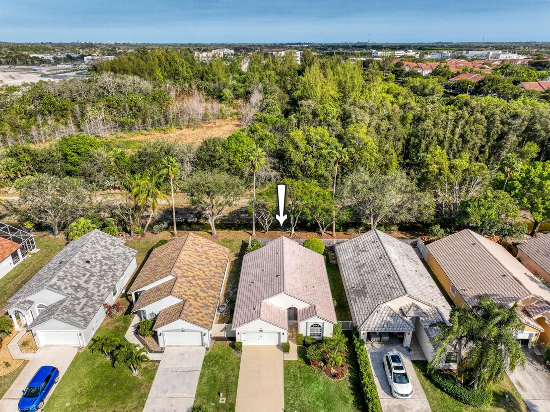 Photo of 1838 Barnstable Road