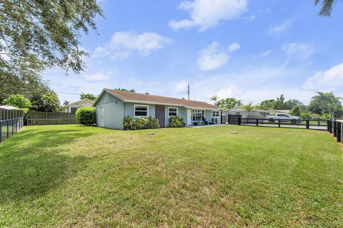 Photo of 9182 Lantern Drive