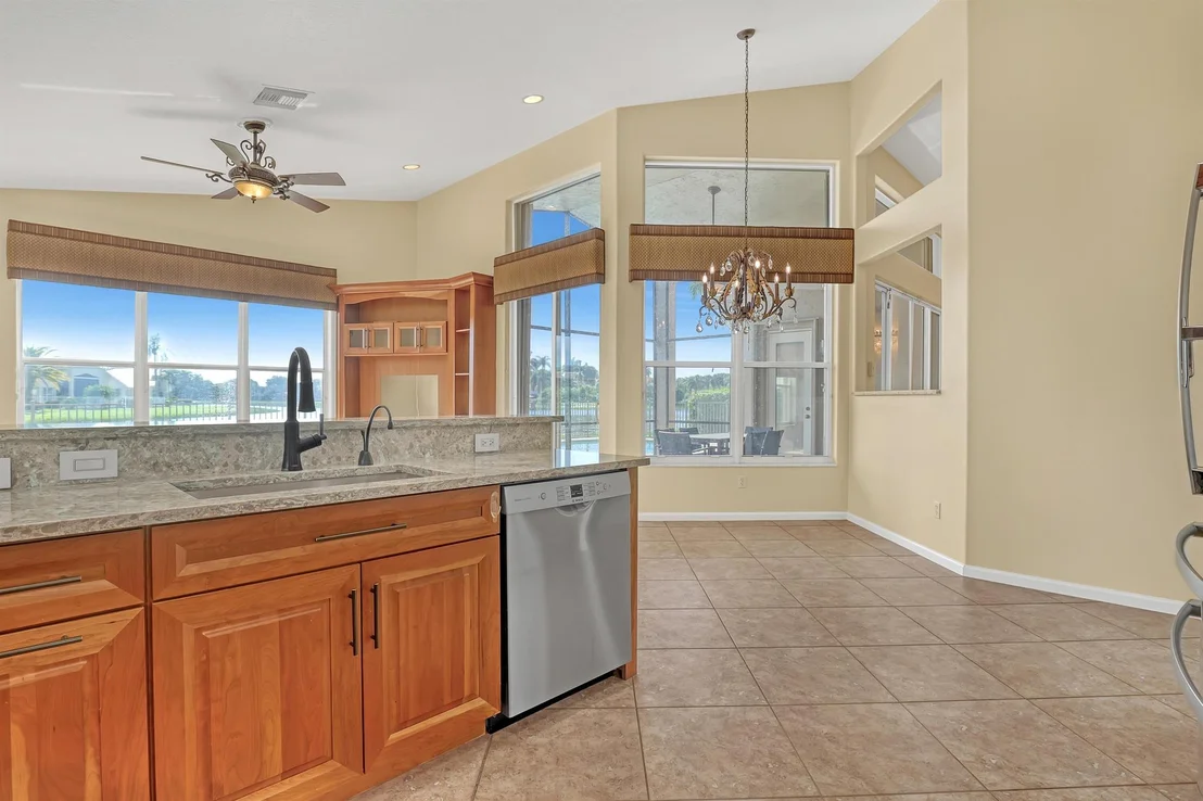 Photo of 13232 Alhambra Lake Circle
