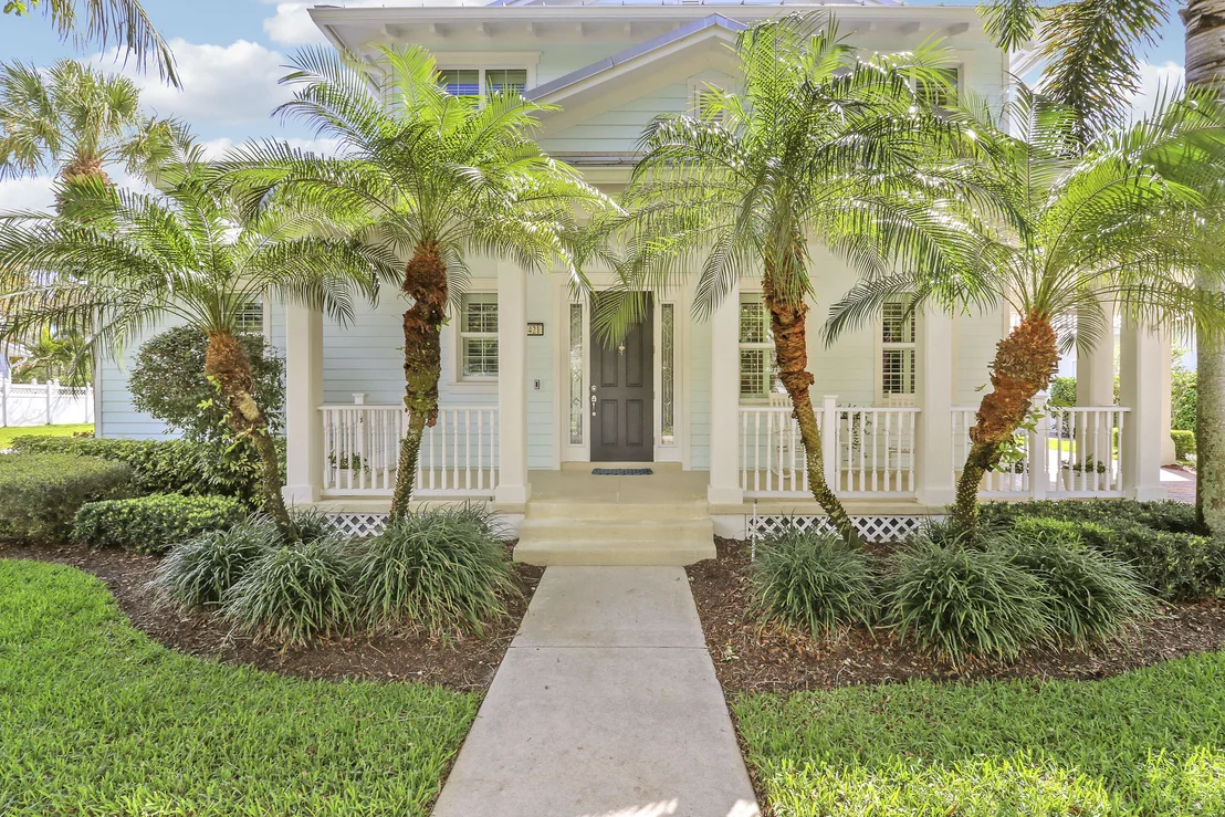 Photo of 3421 Duval Street