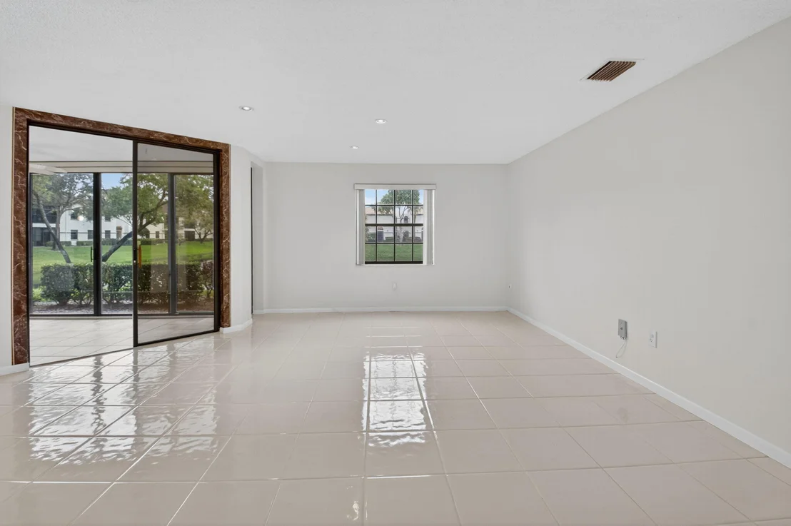 Photo of Unit E at 5217 Brisata Circle