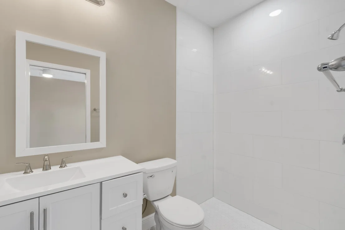 Photo of 926 7TH