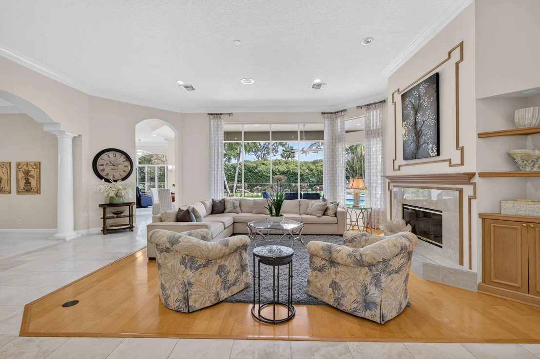 Photo of 2773 Tecumseh Drive