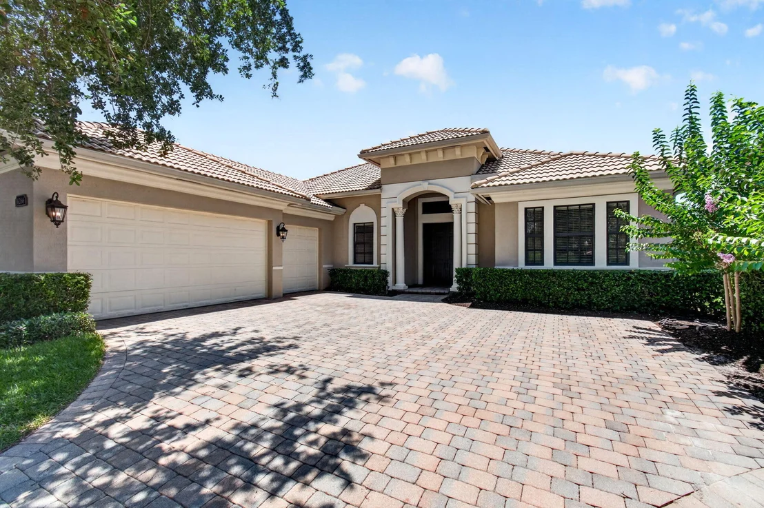 Photo of 16266 Rosecroft Terrace