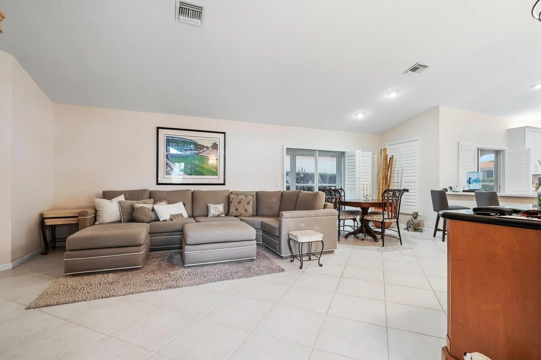 Photo of 11559 Colonnade Drive