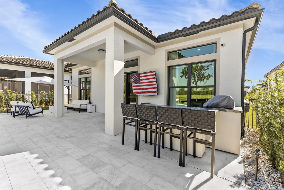 Photo of 7465 Seacoast Drive