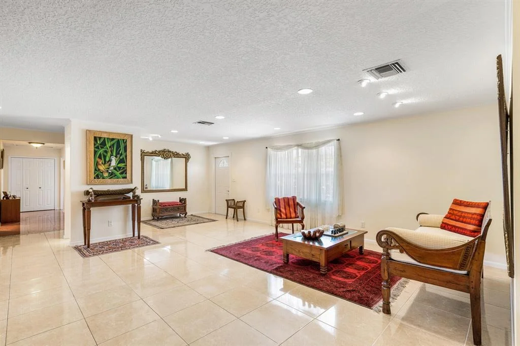 Photo of 841 Quail Road