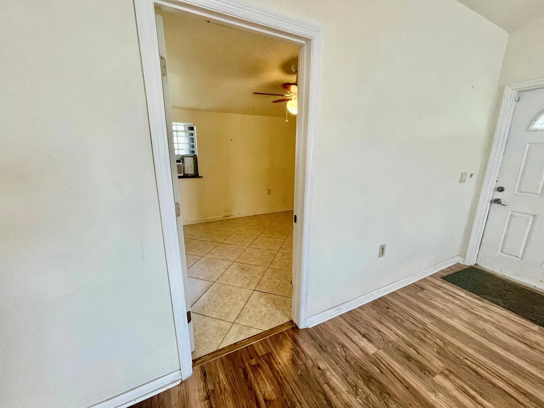 Photo of 1498 Hunter Road