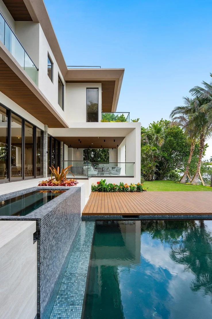 Photo of 5 Barefoot Lane