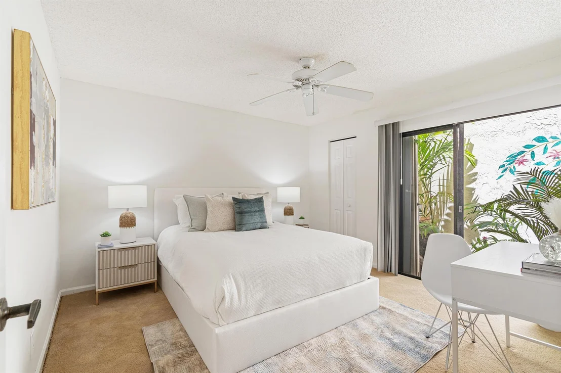Photo of 3579 Commodore Circle