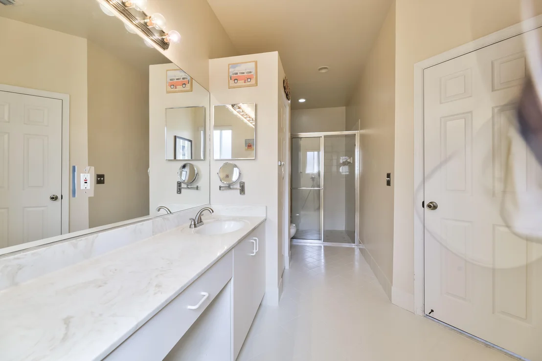 Photo of 4112 Oxbow Drive