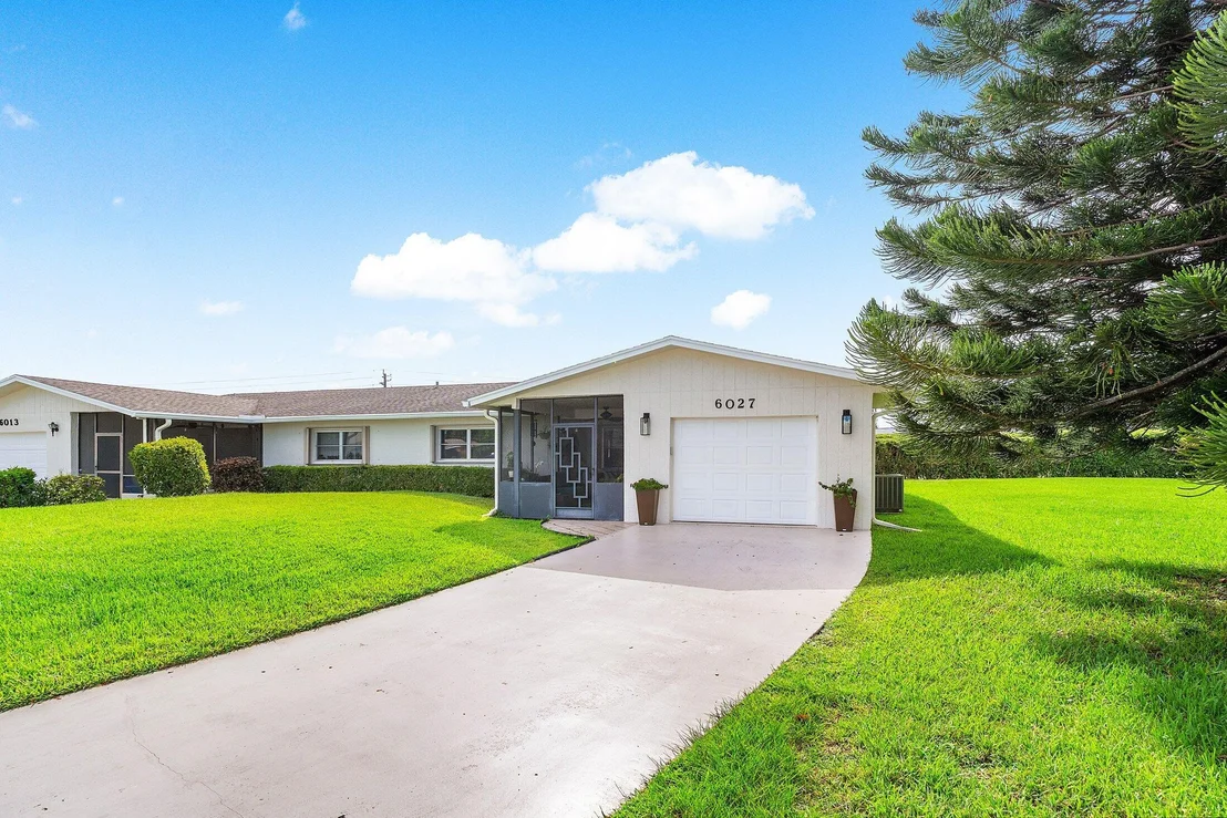 Photo of 6027 Stanley Lane