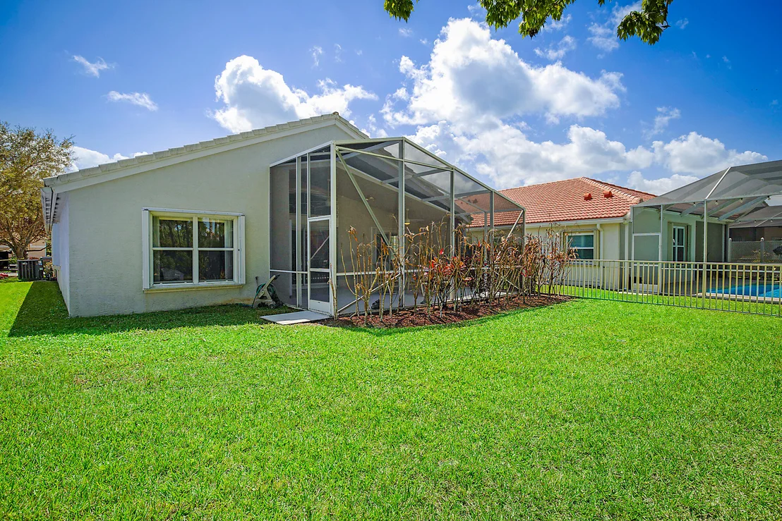 Photo of 7008 SE Twin Oaks Circle