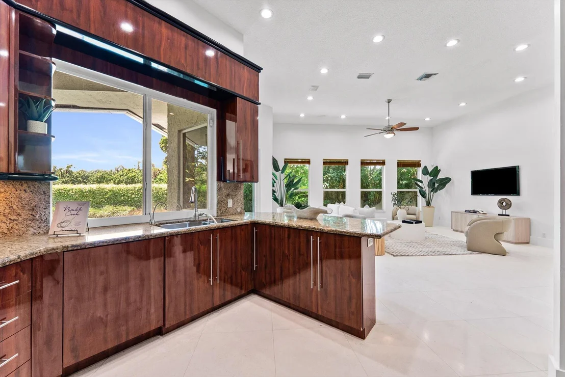 Photo of 7876 Mandarin Drive