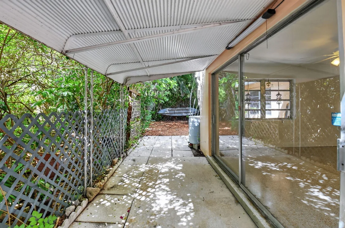 Photo of 702 Sunset Drive