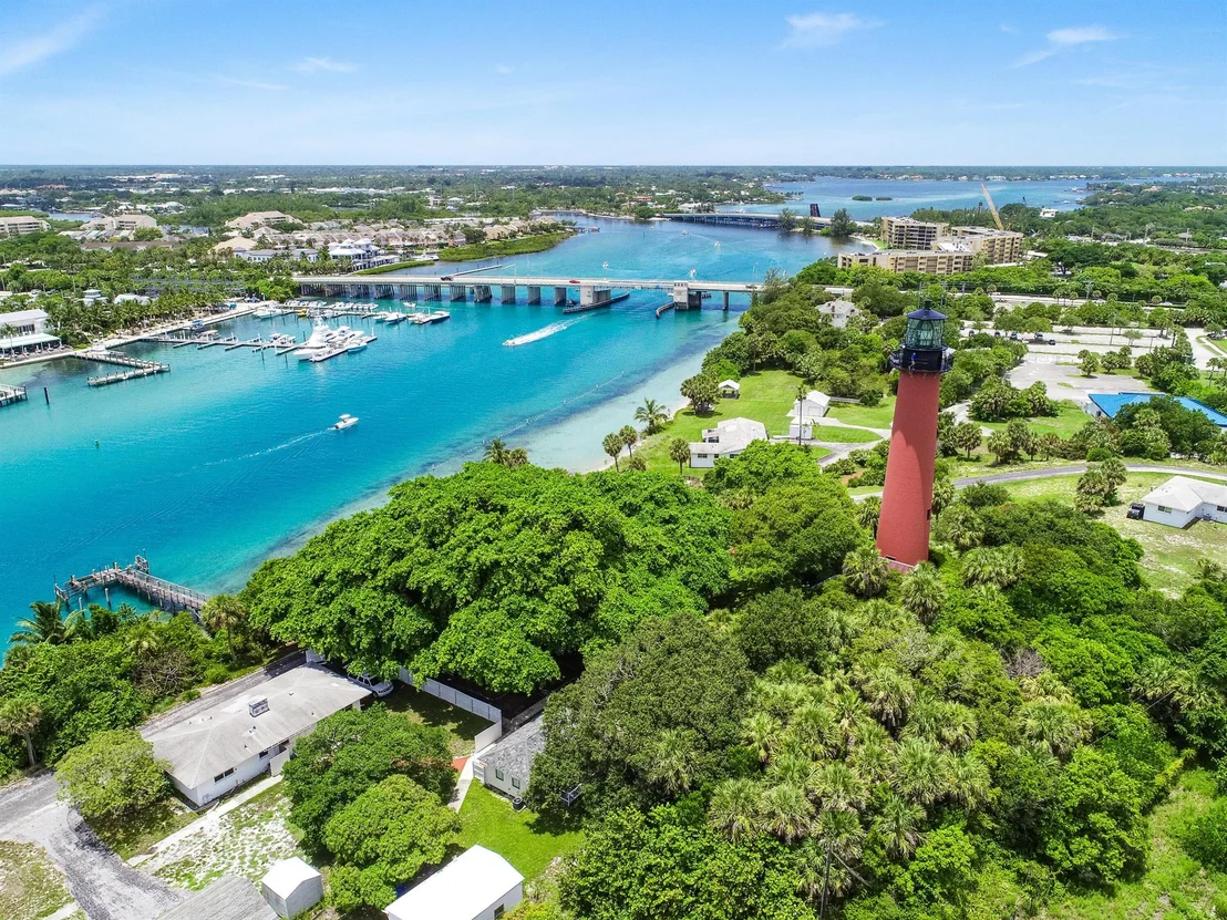Photo of 400 Mangrove Point