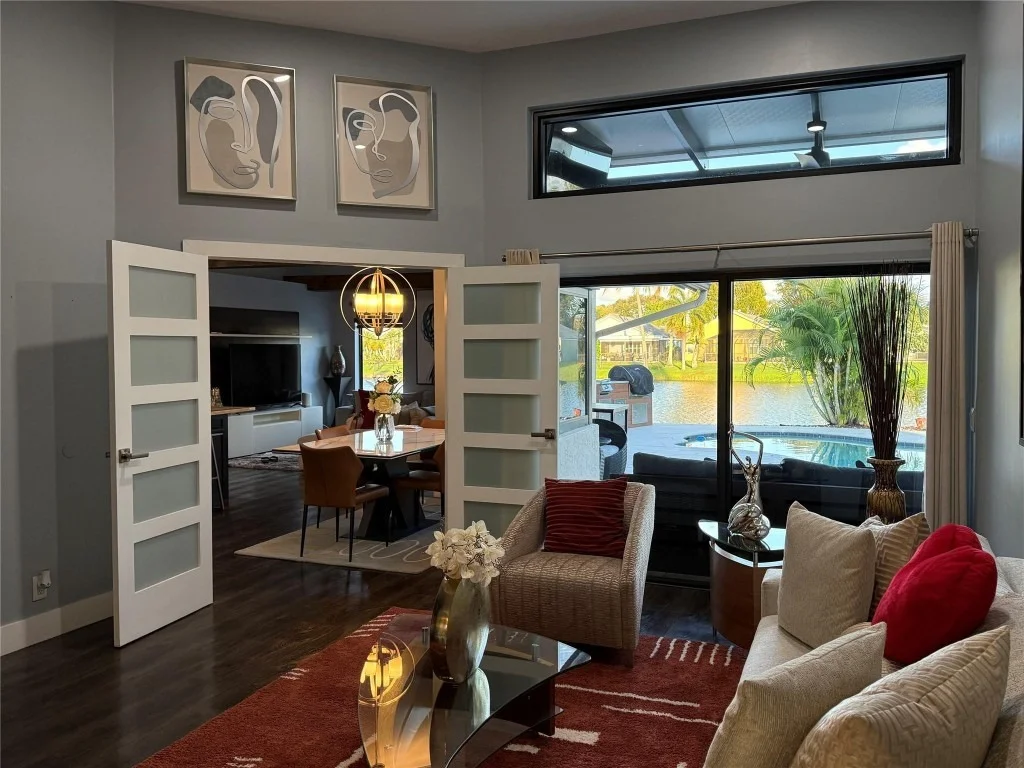 Photo of 2702 E Orchard Circle