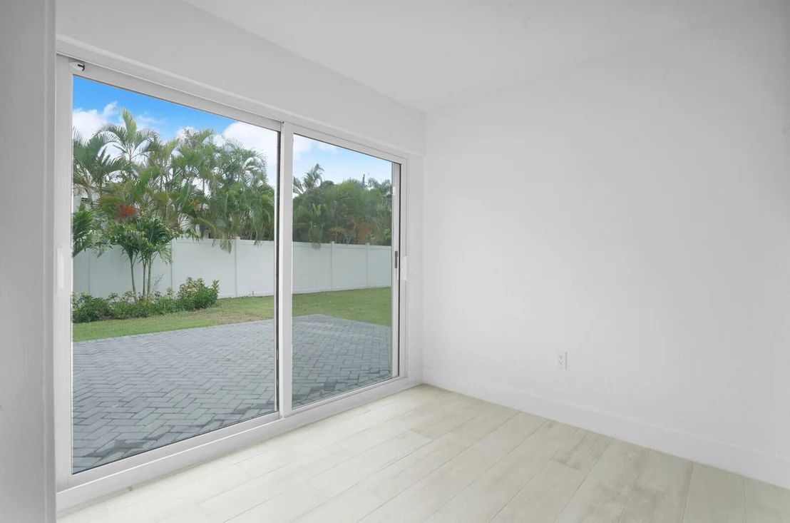 Photo of 826 Sunset Road