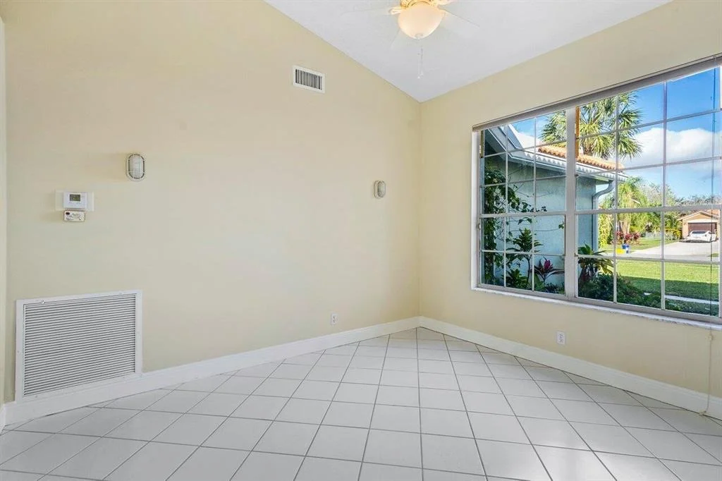 Photo of 4263 Hunting Trail