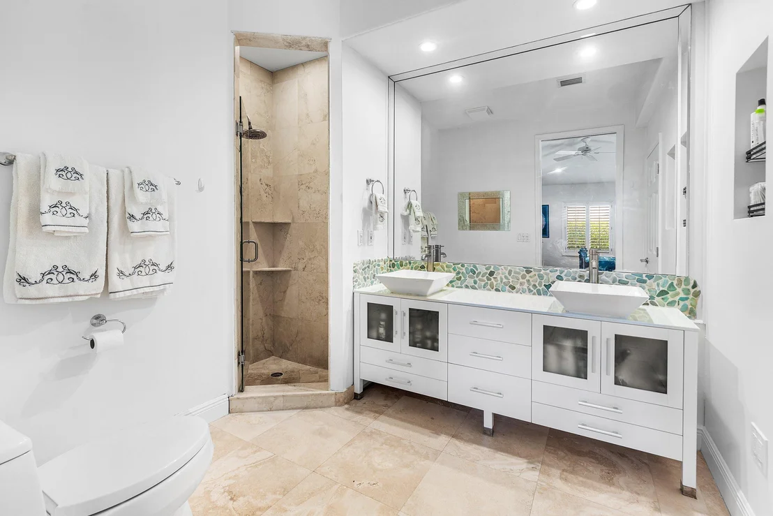 Photo of 5495 Hibiscus Road