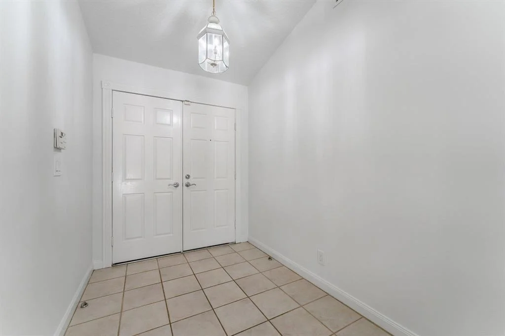 Photo of 245 Bluejay Lane