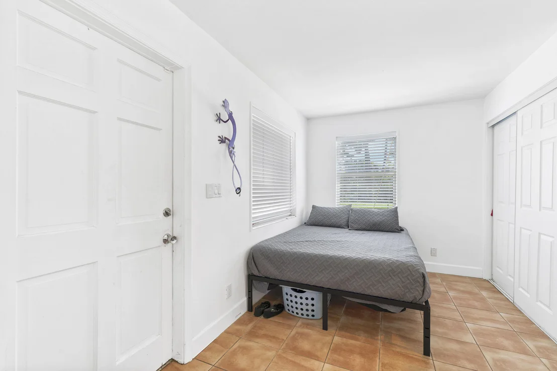 Photo of 2729 Helyn Road