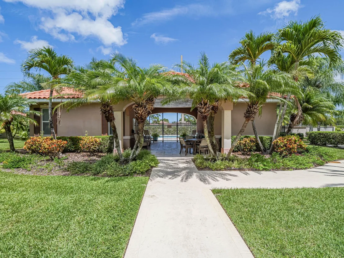Photo of 5853 Pine Ridge Circle