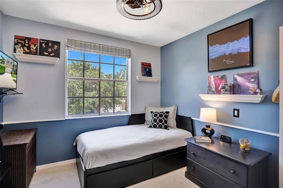 Photo of 325 Cameron Drive