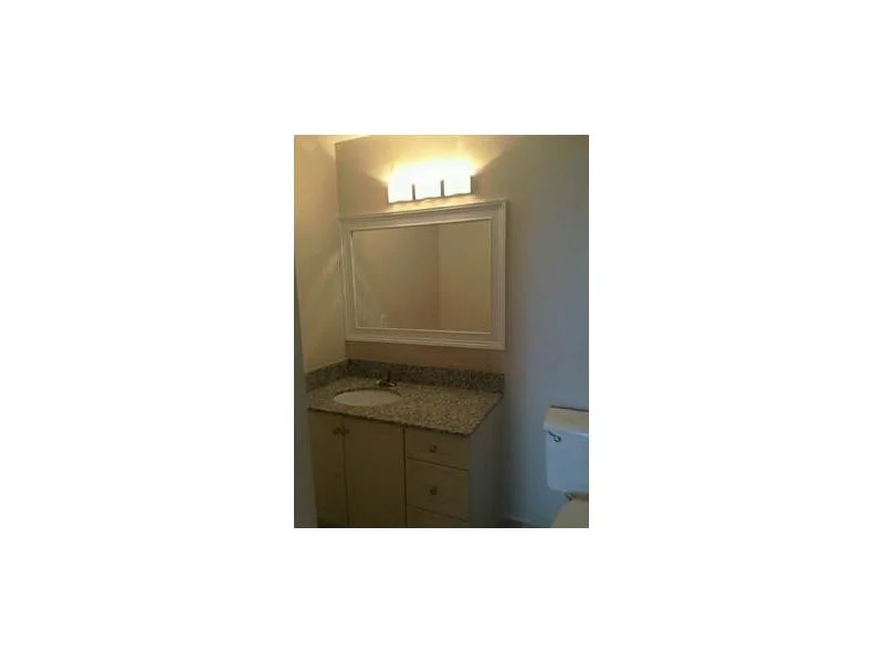 Photo of Unit 100B at 4400 Hillcrest Drive