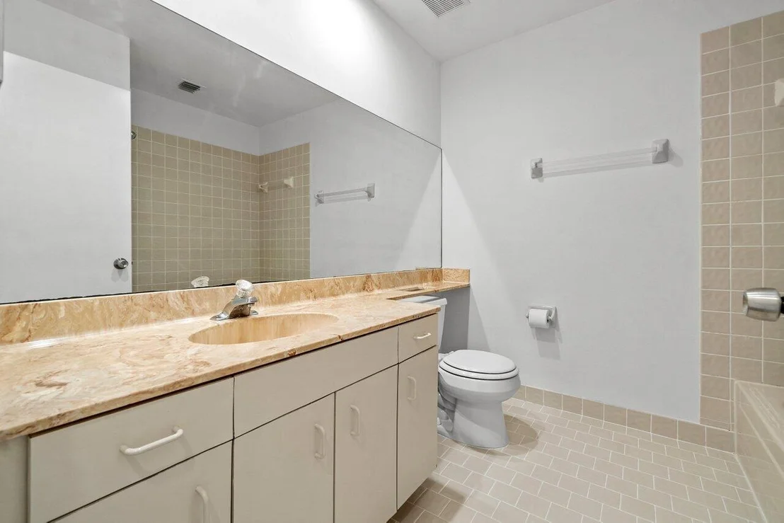 Photo of 98 Azalea Circle