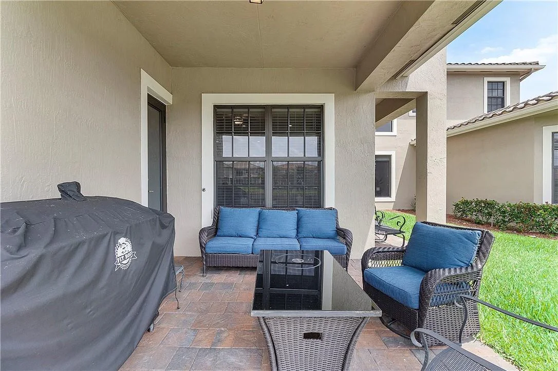 Photo of 8971 Lakeview Place