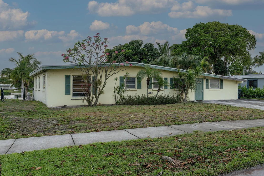 Photo of 1817 High Ridge Road