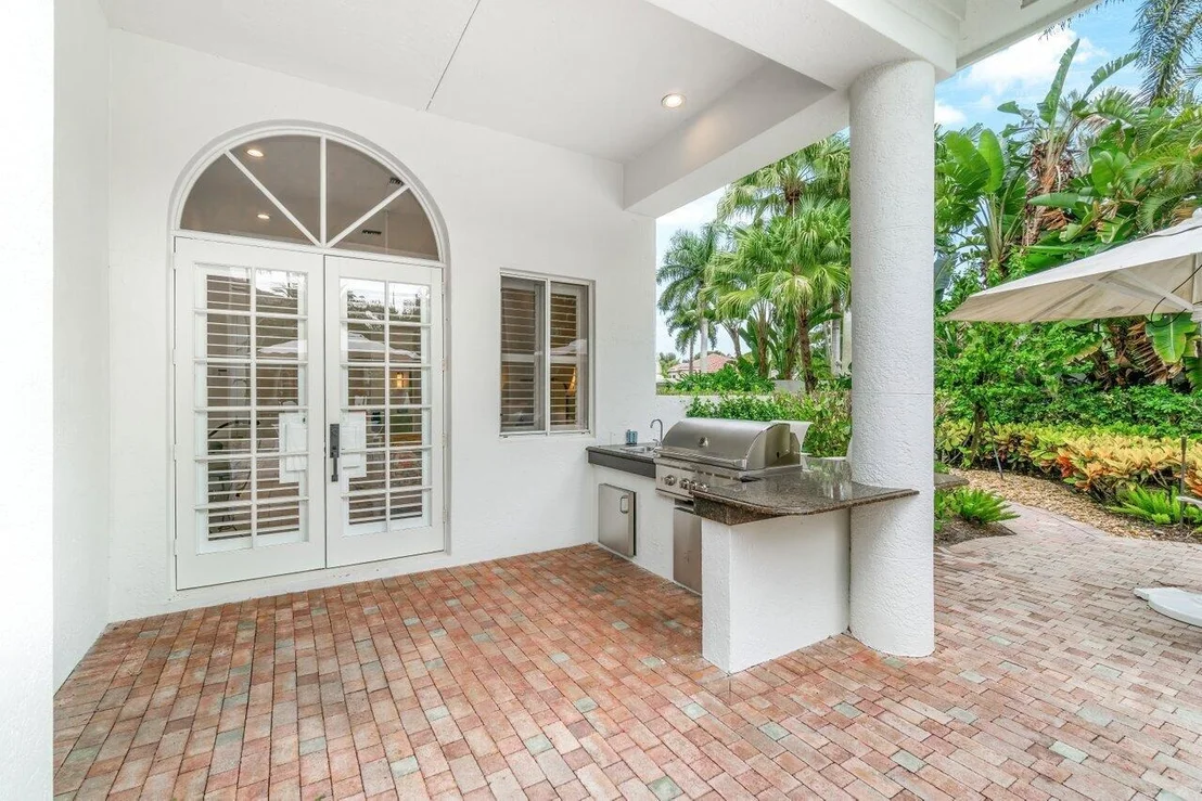 Photo of 16589 Senterra Drive