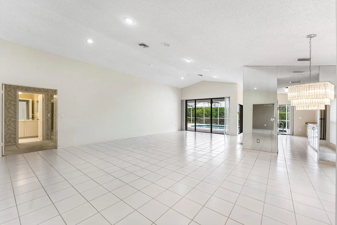 Photo of 10991 HIGHLAND Circle