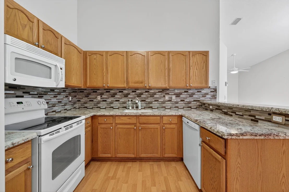 Photo of 8393 Logia Circle
