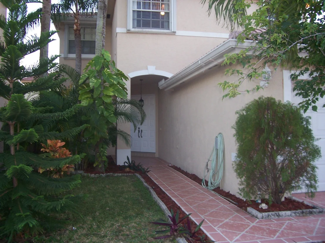 Photo of 3638 Chesapeake Circle